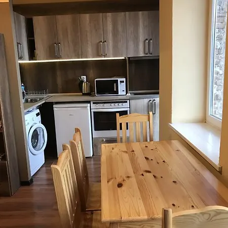 The Yellow Door Apartamento Veliko Tŭrnovo